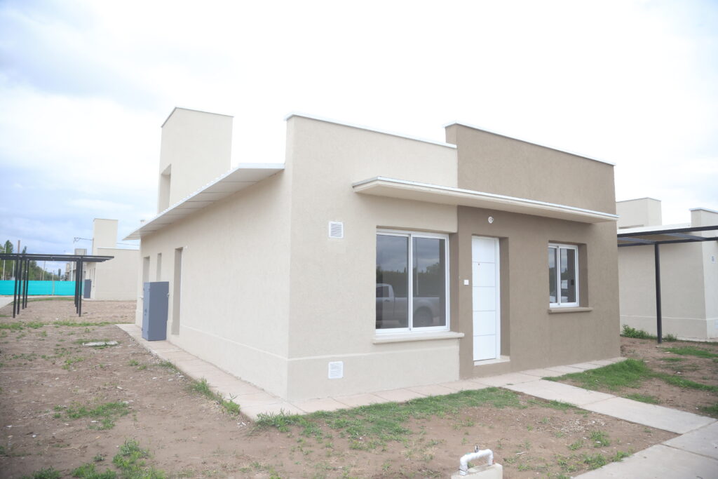 Nueva entrega de viviendas en San Rafael: 34 familias accedieron a su hogar propio